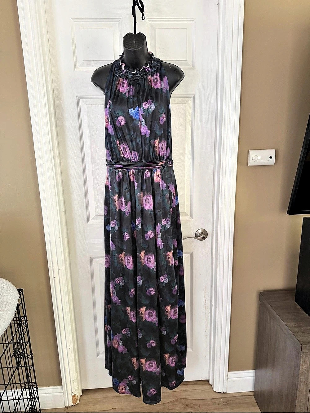 Popilush Floral Maxi Dress Black Purple Size 3XL Like New very stretchy!!